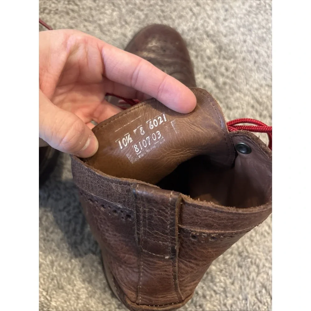 Allen Edmonds 'Long Branch' Brown Wingtip Ankle Boots USA Vibram 6021 Size 10.5